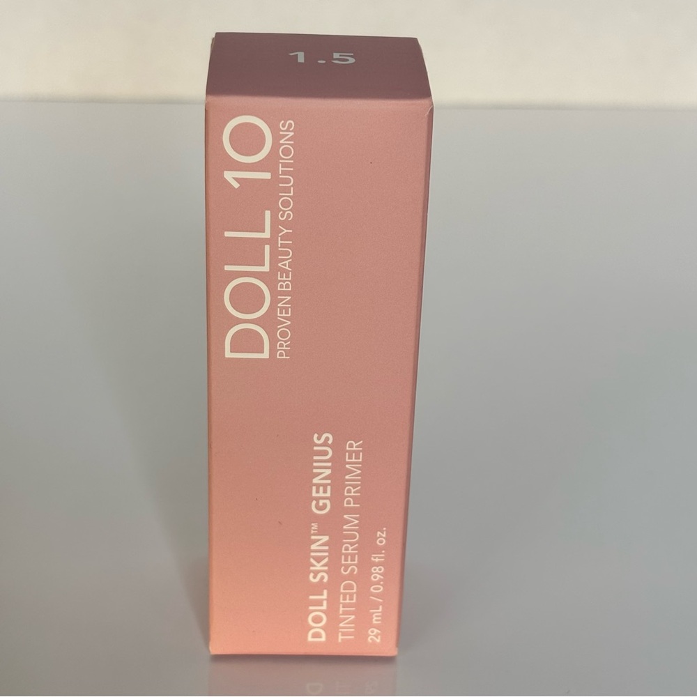 DOLL10 Doll Skin Tinted Serum Primer — Pink